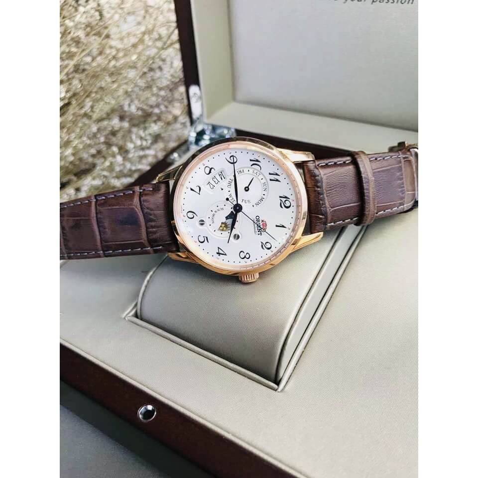 ORIENT: Mechanical Classic Watch, Leather Strap - 42.5mm (RA-AK0001S)