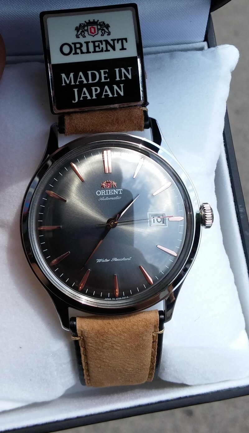 ORIENT: Mechanical Classic Watch, Leather Strap - 42.0mm (AC08003A)