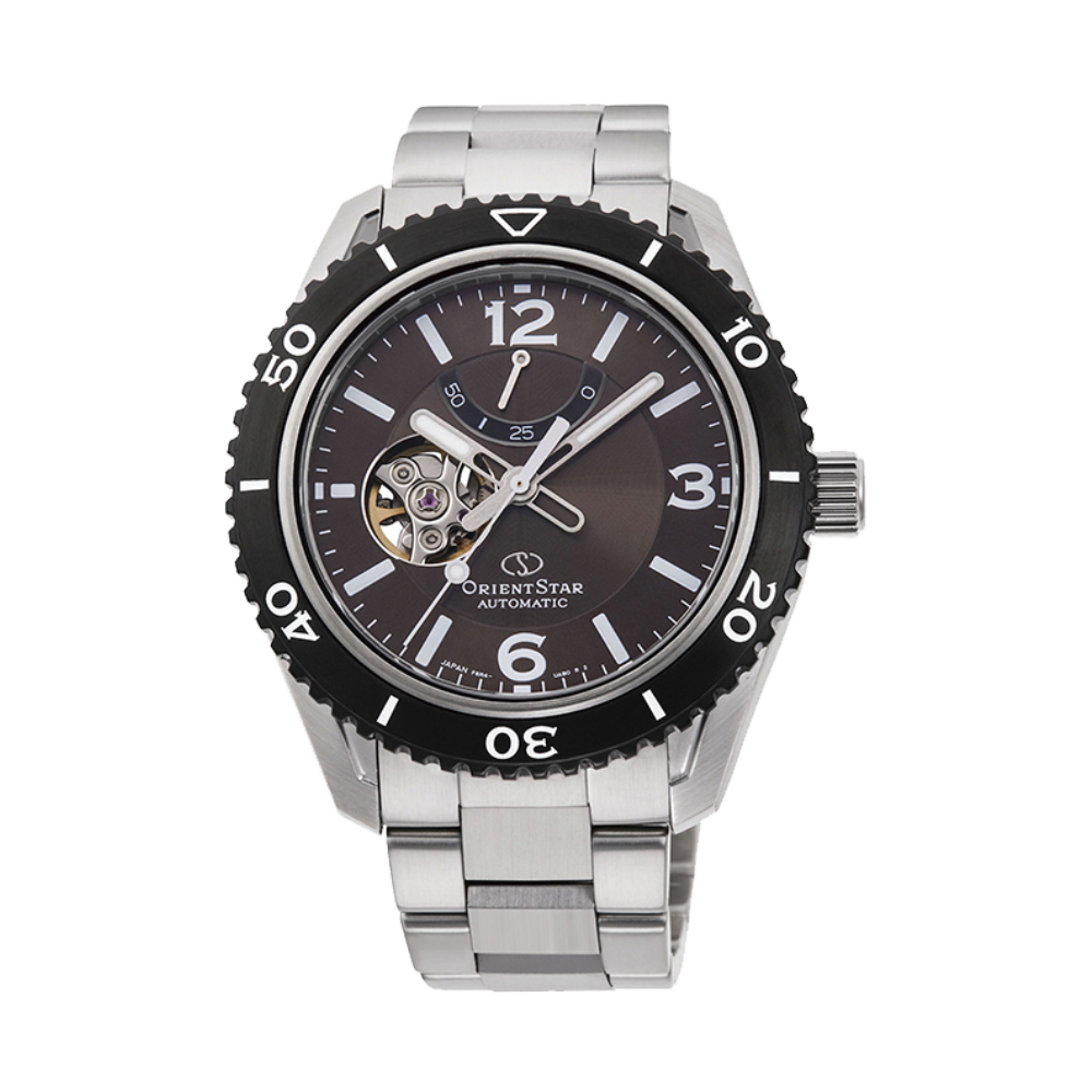 ORIENT STAR: Mechanical Sports Watch, Metal Strap - 43.2mm (RE-AT0102Y)