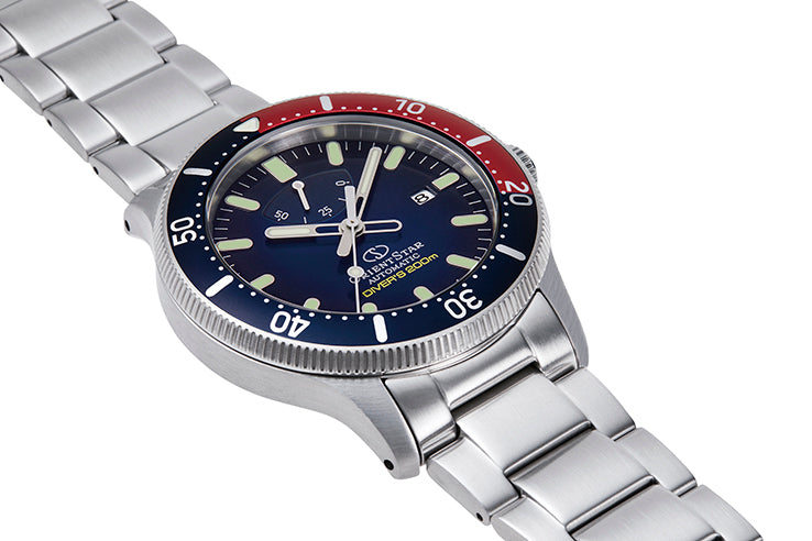 ORIENT STAR: Mechanical Sports Watch, Metal Strap - 43.6mm (RE-AU0306L)