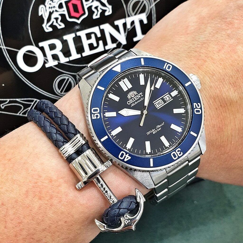 ORIENT: Mechanical Sports Watch, Metal Strap - 44.0mm (RA-AA0009L)